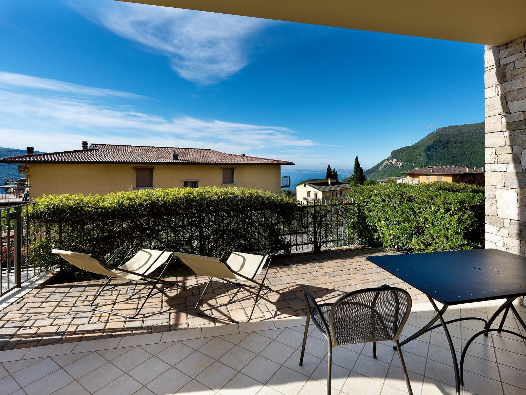 Besass, Gtsgroup Aparthotel 5*